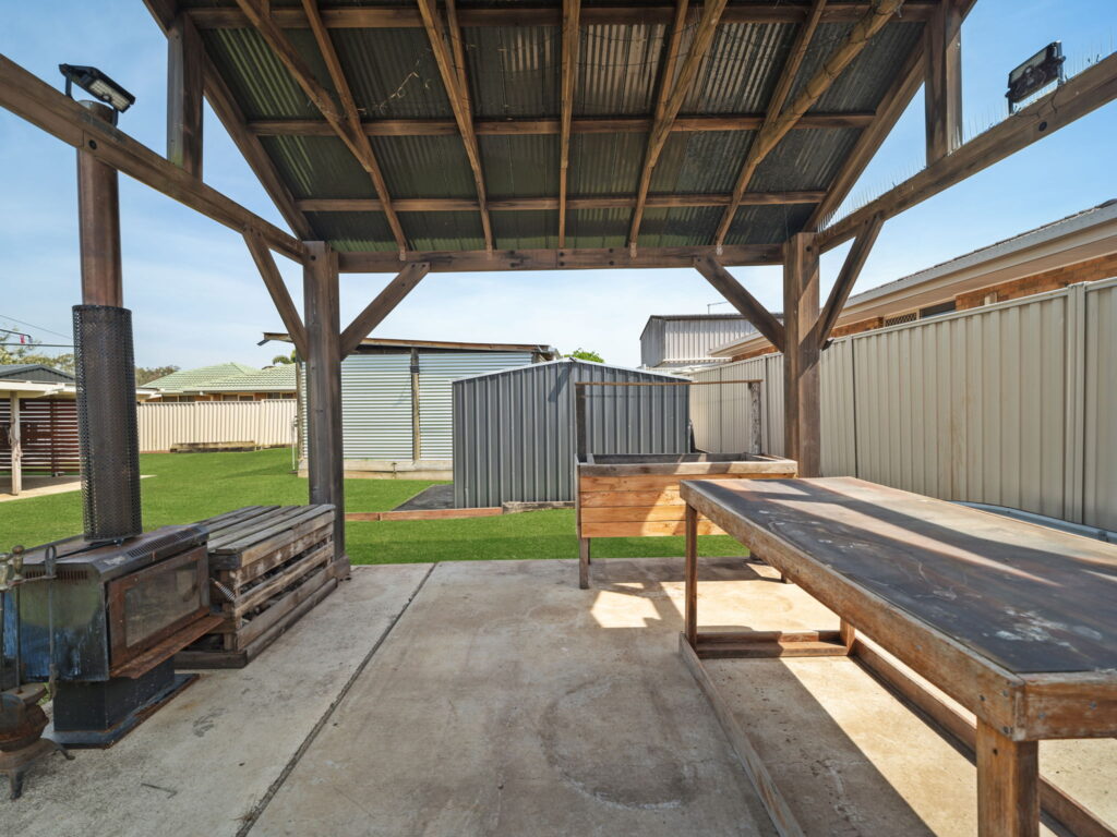 3 Hillier Court, Flinders View, QLD 4305