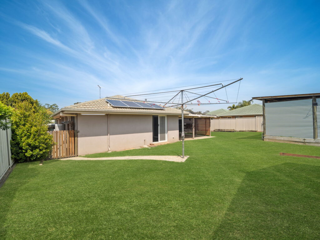 3 Hillier Court, Flinders View, QLD 4305