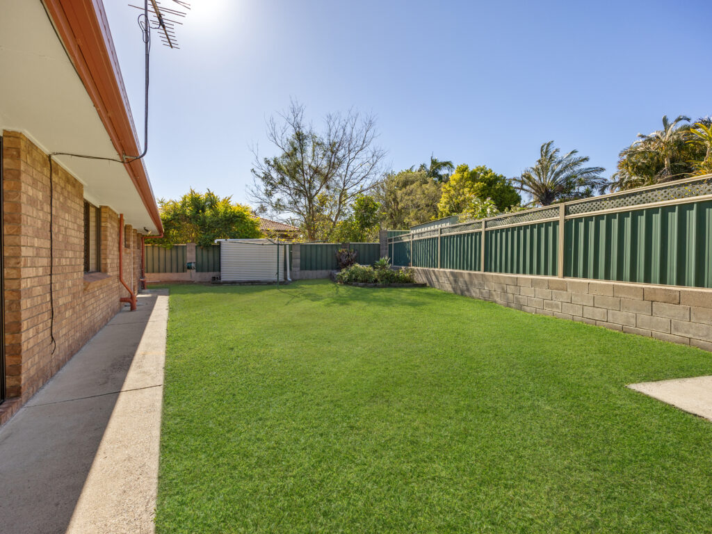 11 Garden Avenue, Camira, QLD 4300