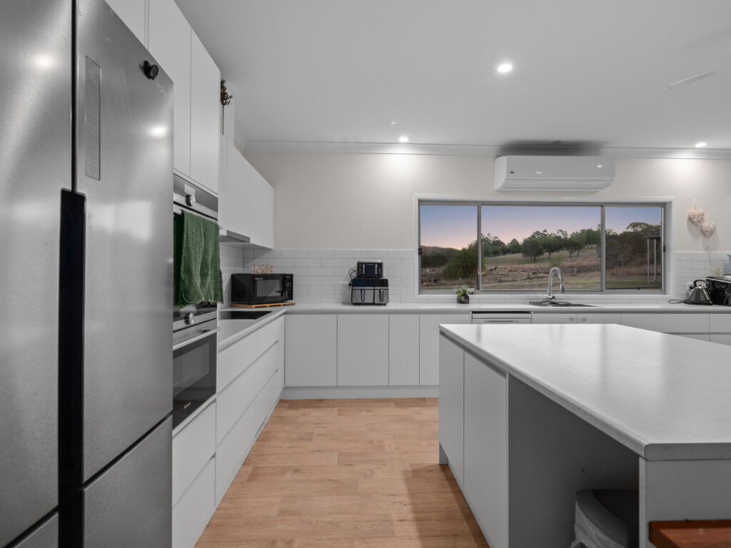 14 Laglan Lane, Tallegalla, QLD 4340