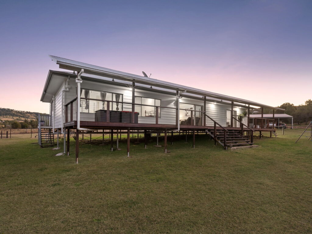 14 Laglan Lane, Tallegalla, QLD 4340
