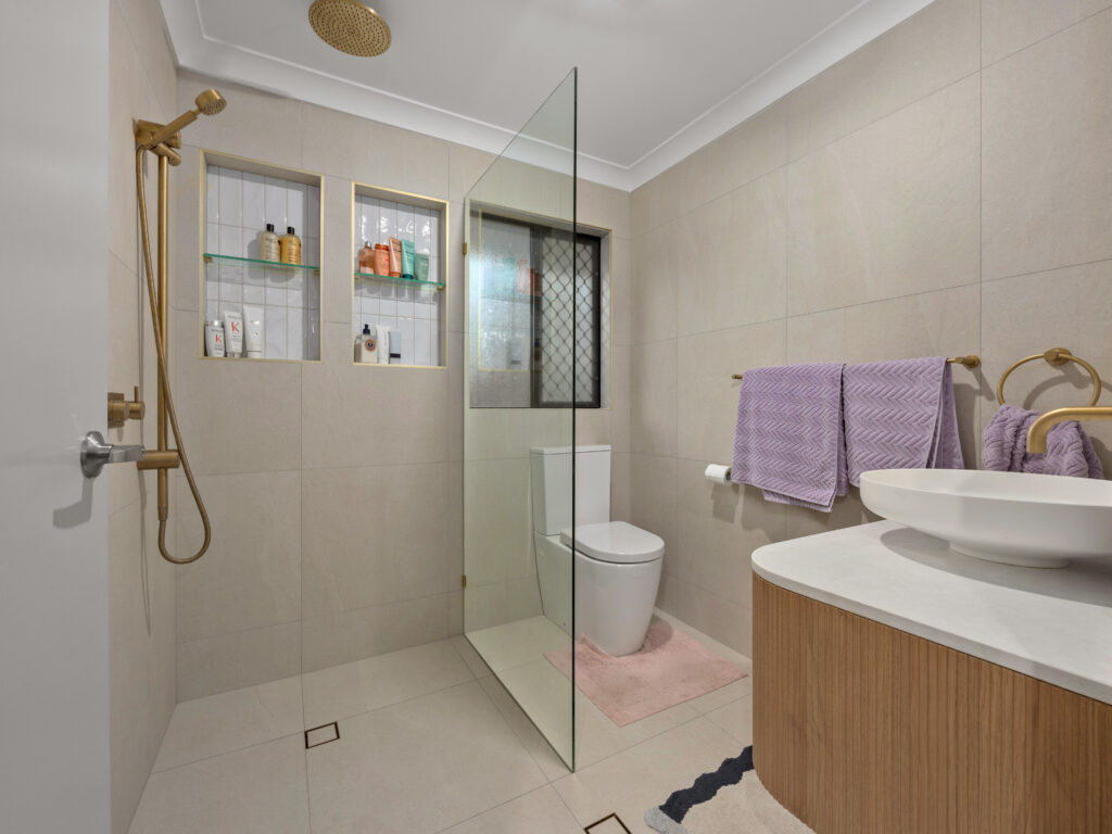 23 Makepeace Place, Bellbowrie, QLD 4070