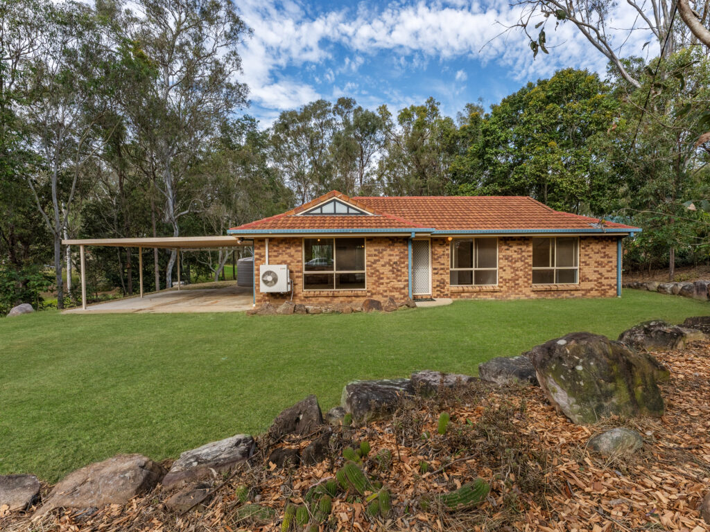 House-Lowood-QLD-R2-4629625