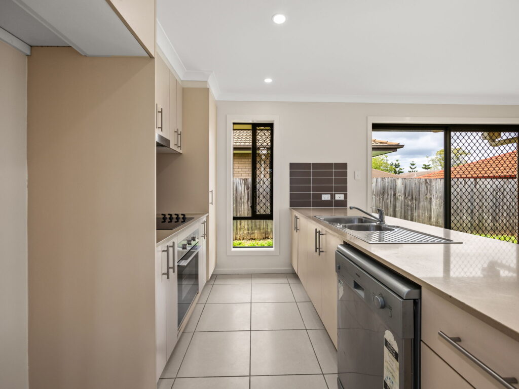 73 Huntley Crescent, Redbank Plains, QLD 4301