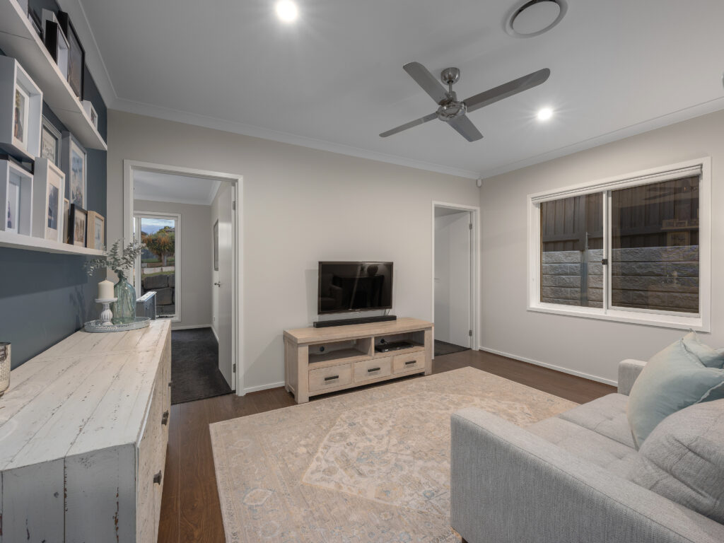 21 Conte Circuit, Augustine Heights, QLD 4300