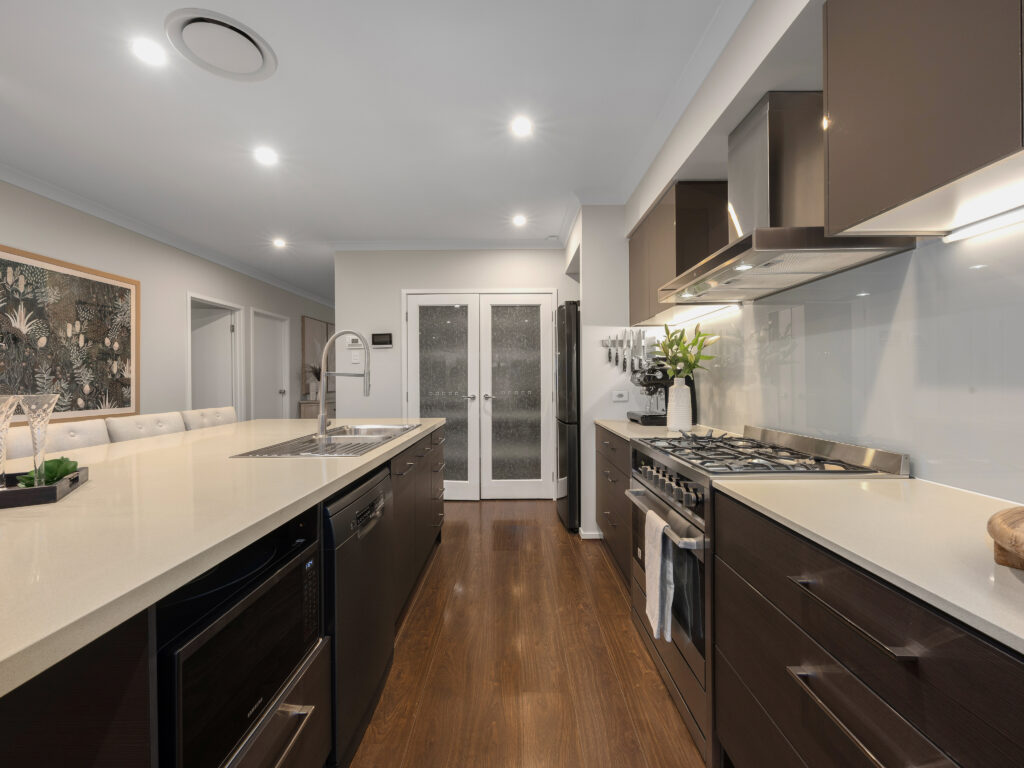 21 Conte Circuit, Augustine Heights, QLD 4300