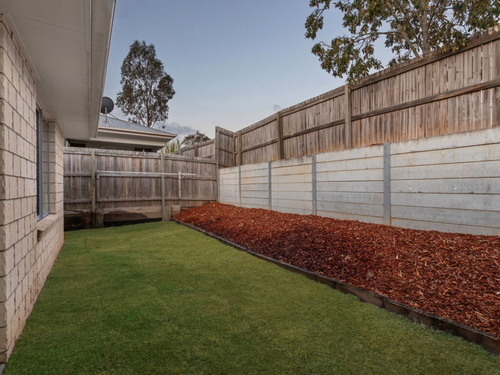 4 Sparenburg Street, Bellbird Park, QLD 4300