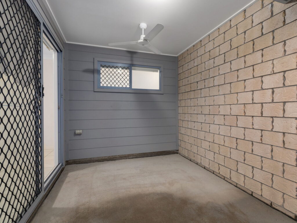 4 Sparenburg Street, Bellbird Park, QLD 4300
