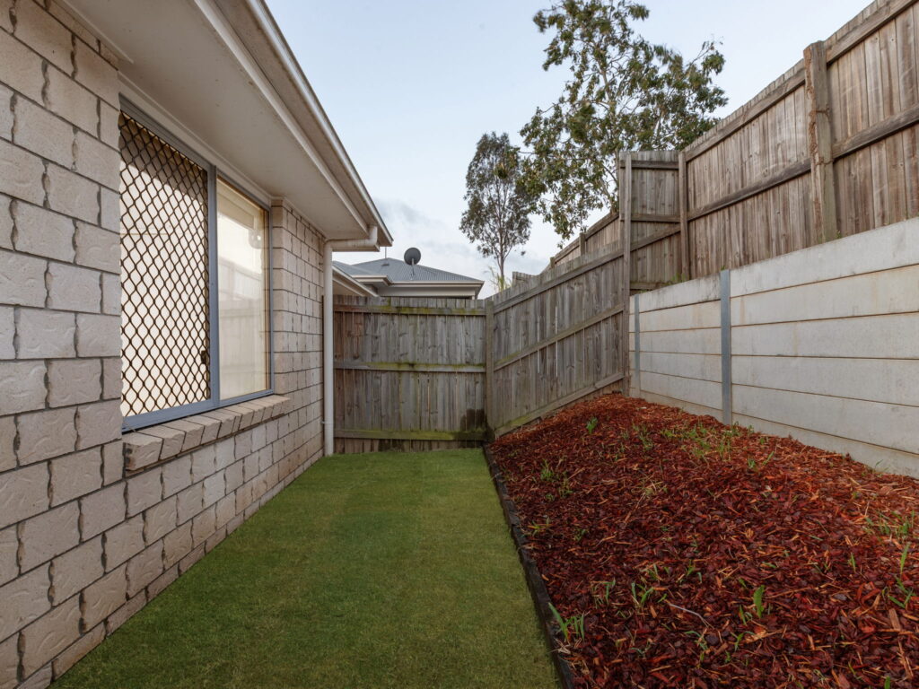 4 Sparenburg Street, Bellbird Park, QLD 4300