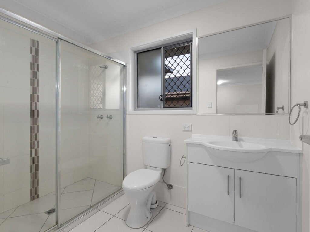 4 Sparenburg Street, Bellbird Park, QLD 4300