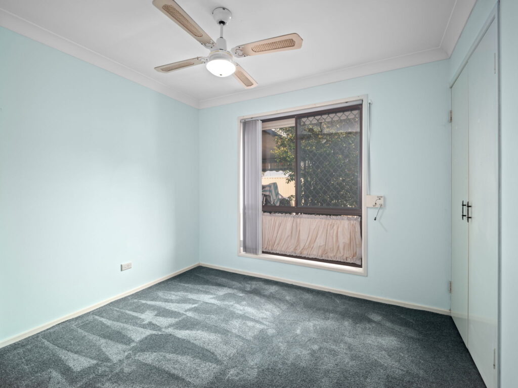 8 Salix Court, Crestmead, QLD 4132