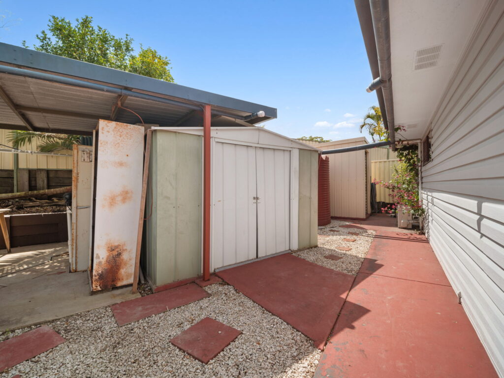 8 Salix Court, Crestmead, QLD 4132