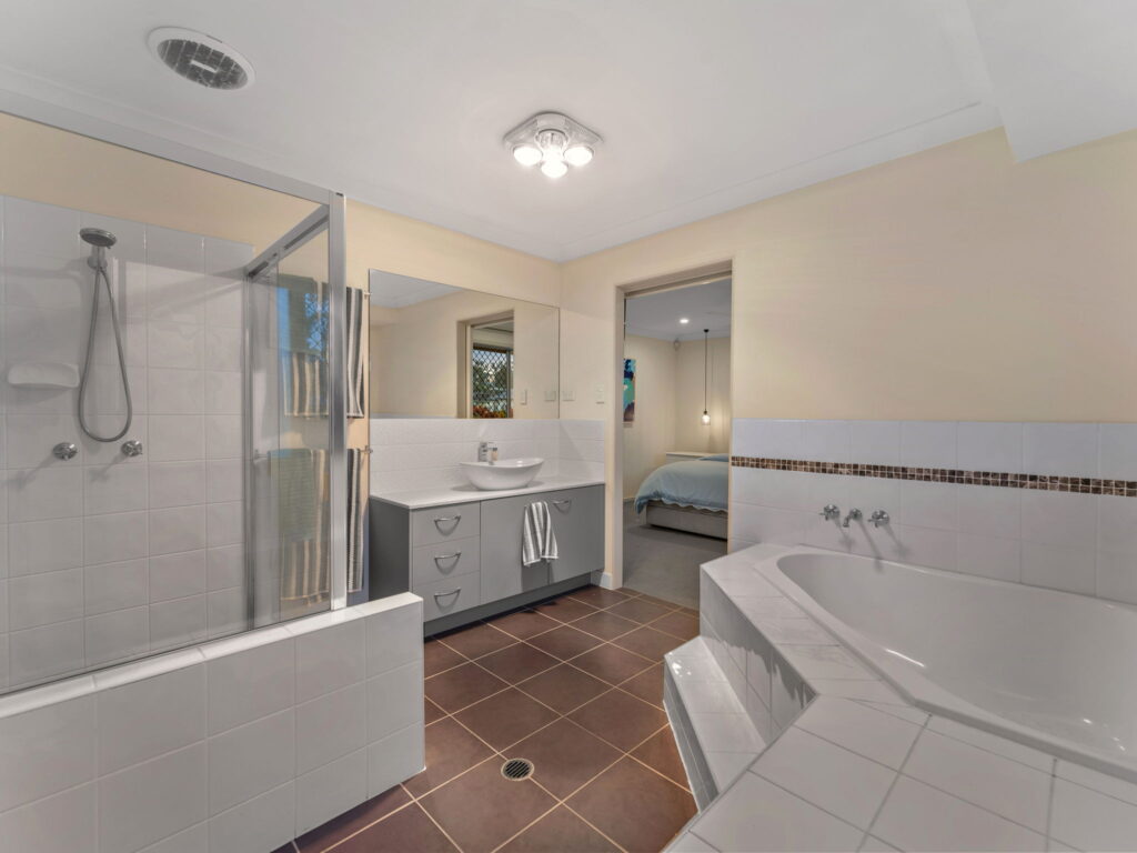 57 Diamantina Circle, Karalee, QLD 4306
