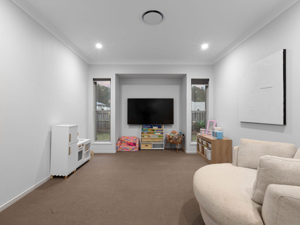 2 O’connor Court, Augustine Heights, QLD 4300