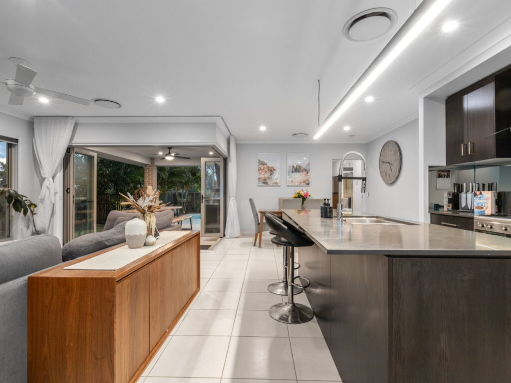 2 O’connor Court, Augustine Heights, QLD 4300