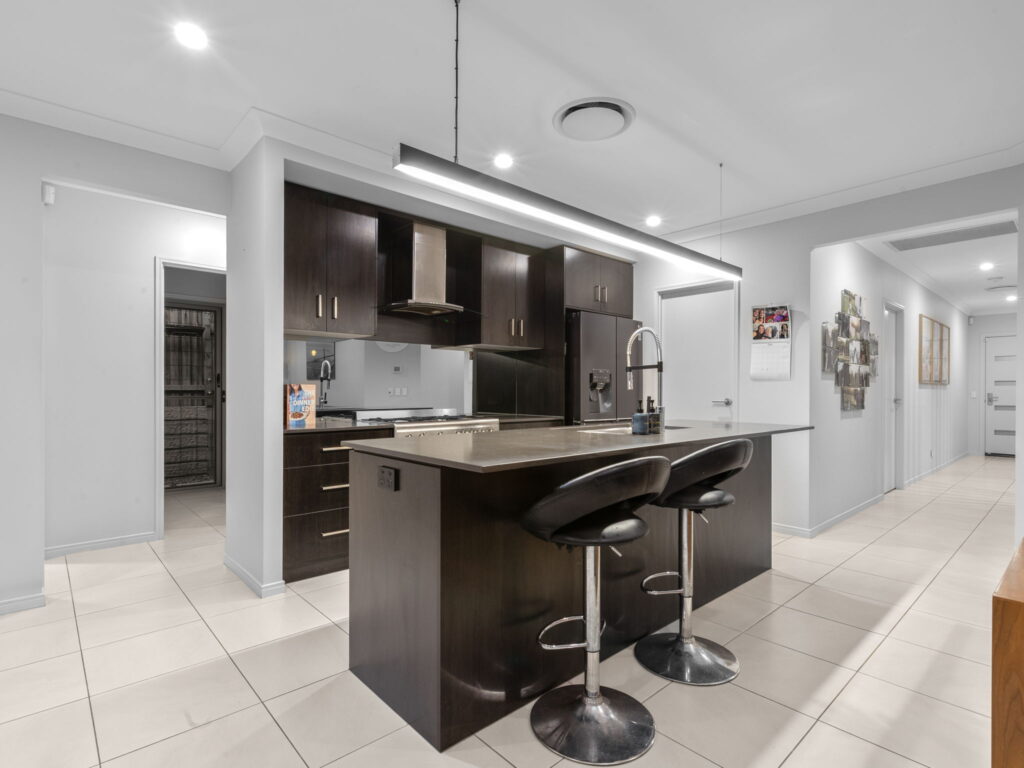 2 O’connor Court, Augustine Heights, QLD 4300