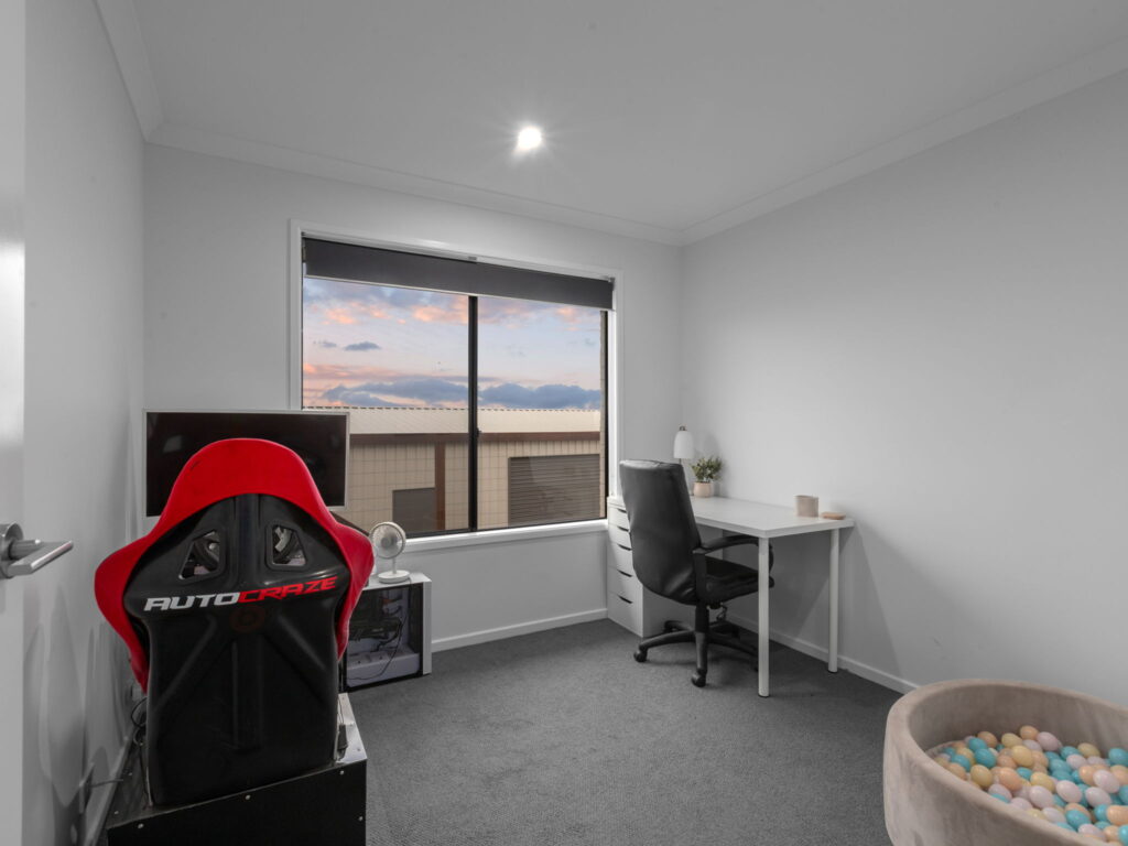 27 Rawlings Road, Deebing Heights, QLD 4306