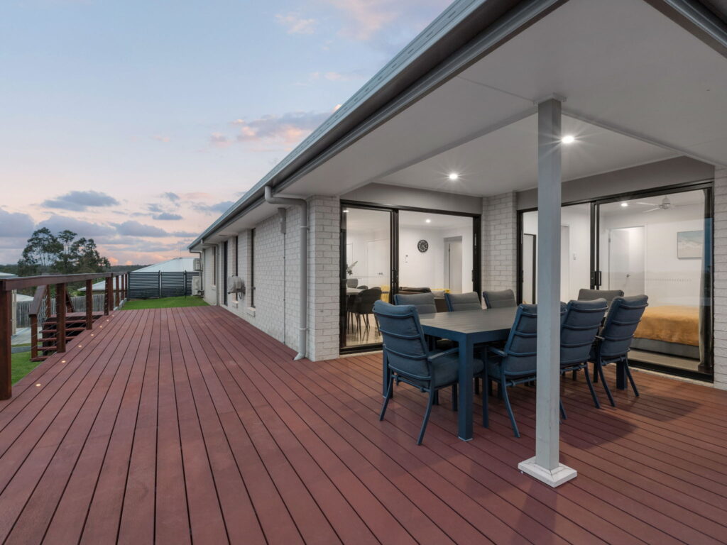 27 Rawlings Road, Deebing Heights, QLD 4306