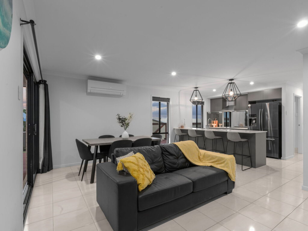 27 Rawlings Road, Deebing Heights, QLD 4306