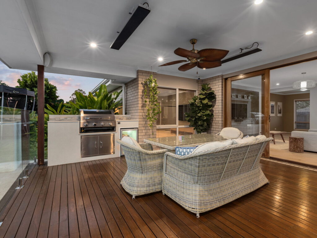 27 Outlook Crescent, Flagstone, QLD 4280