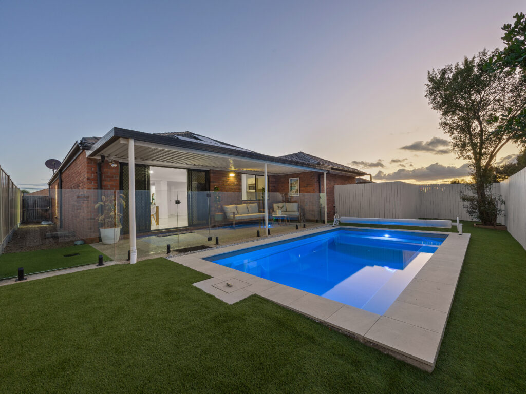 14 Pencarrow Crescent, Raceview QLD 4305