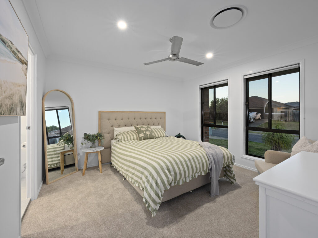 14 Pencarrow Crescent, Raceview QLD 4305
