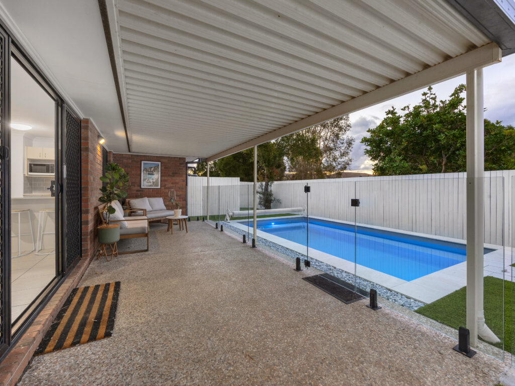 14 Pencarrow Crescent, Raceview QLD 4305