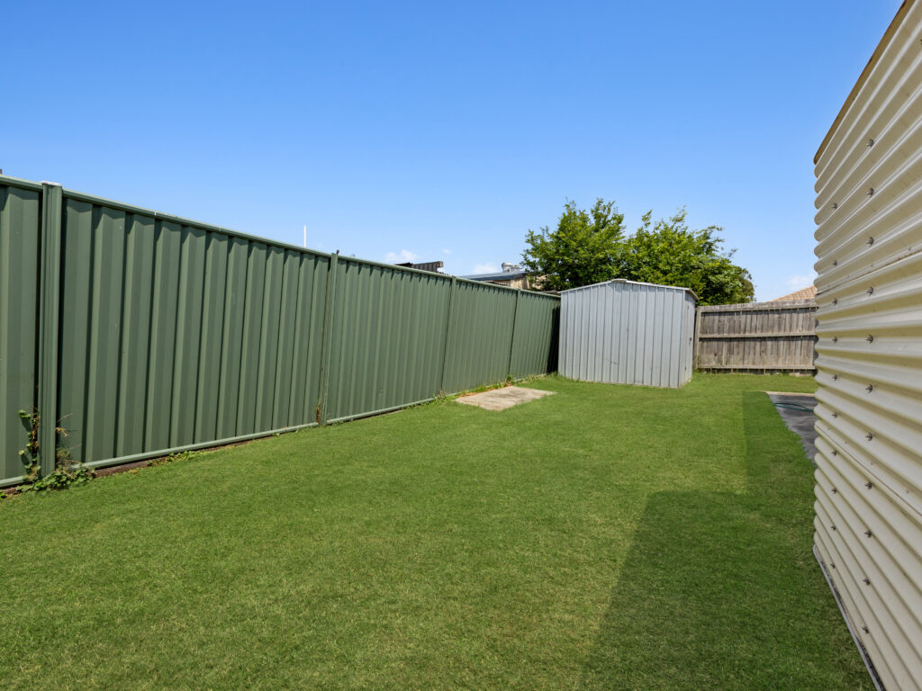 1 Sophie Street, Raceview, QLD 4305