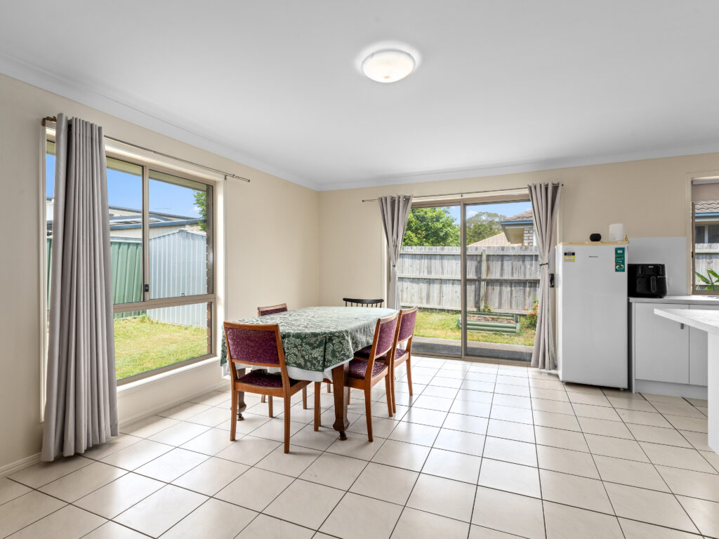 1 Sophie Street, Raceview, QLD 4305