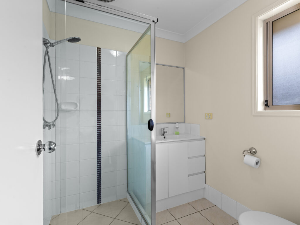1 Sophie Street, Raceview, QLD 4305