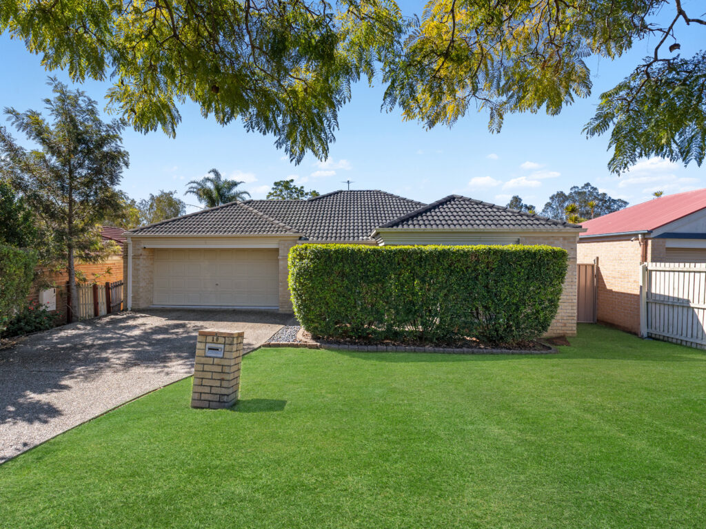 10 Willowtree Drive, Flinders View, QLD 4305
