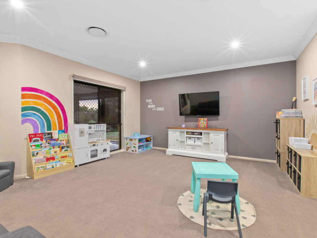 15 Kyle Close, Placid Hills, QLD 4343