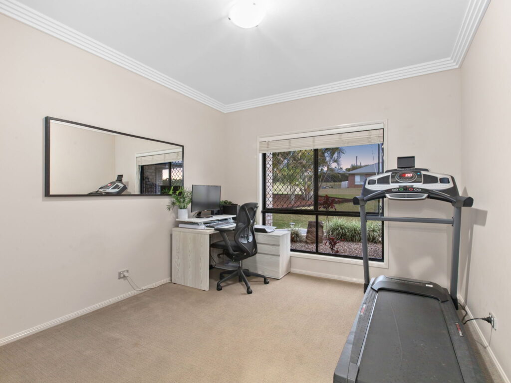 15 Kyle Close, Placid Hills, QLD 4343