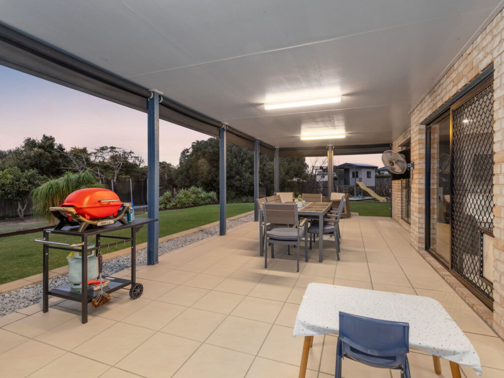 15 Kyle Close, Placid Hills, QLD 4343
