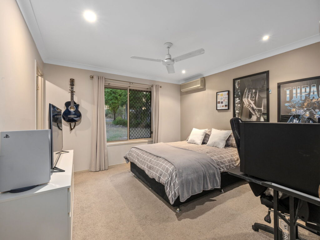9 Claremont Parade, Forest Lake, QLD 4078