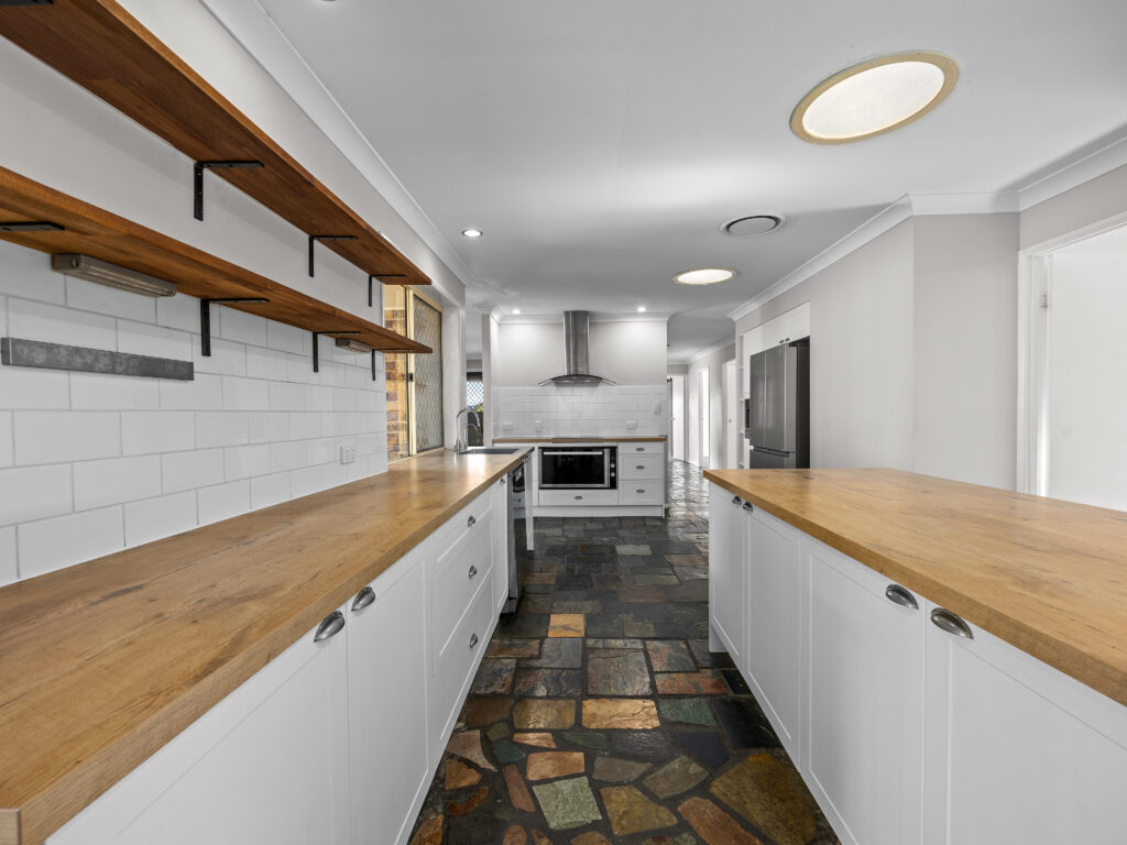 10 Hanlon Court, Collingwood Park, QLD 4301