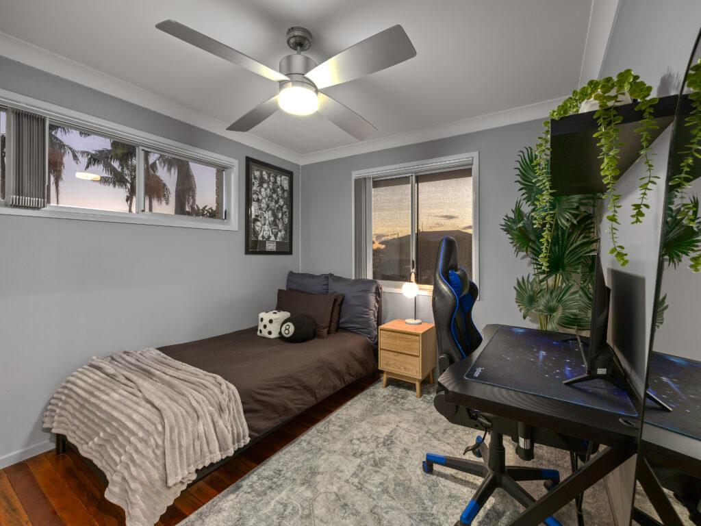 17 Mary Street, Flinders View, QLD 4305