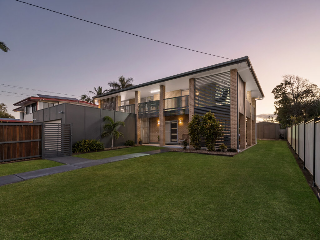 17 Mary Street, Flinders View, QLD 4305
