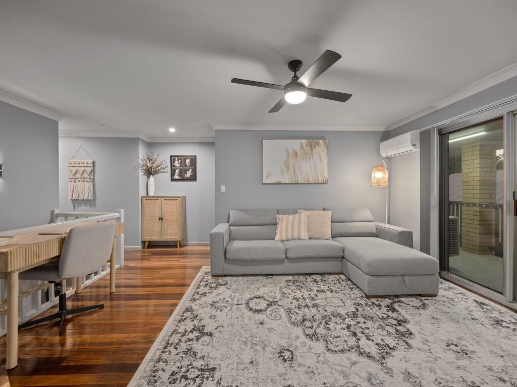 17 Mary Street, Flinders View, QLD 4305