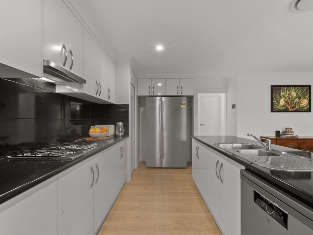 125 Peta Drive, Woodlands, QLD 4343