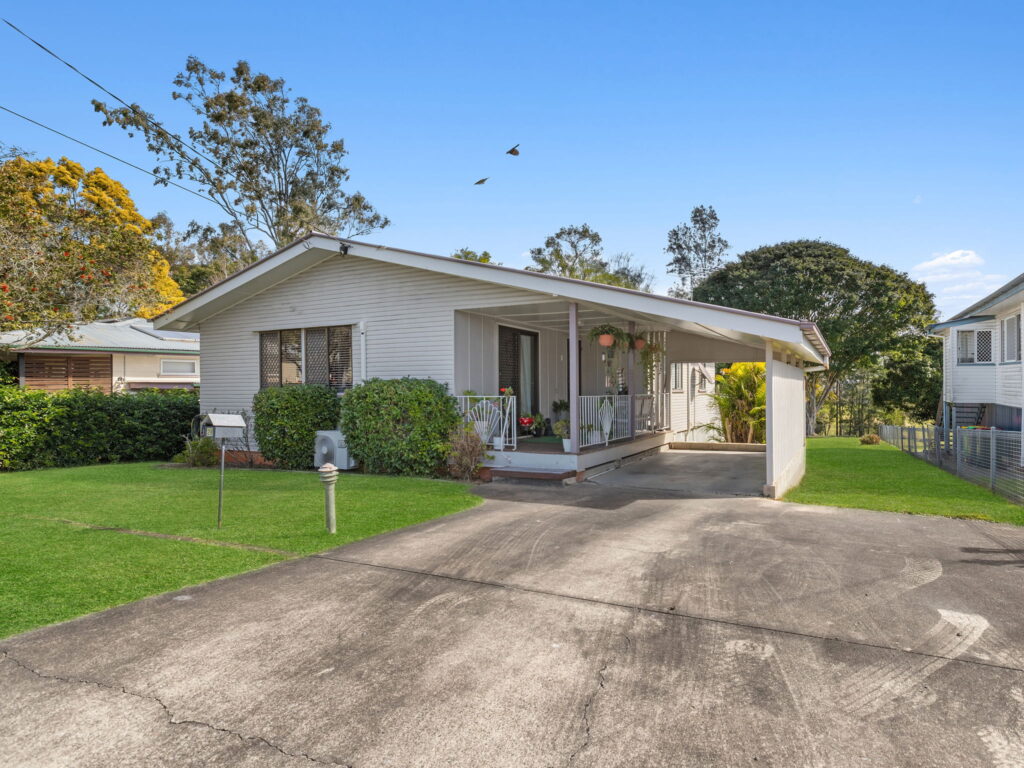 28 Tarcoola Street, East Ipswich, QLD 4305