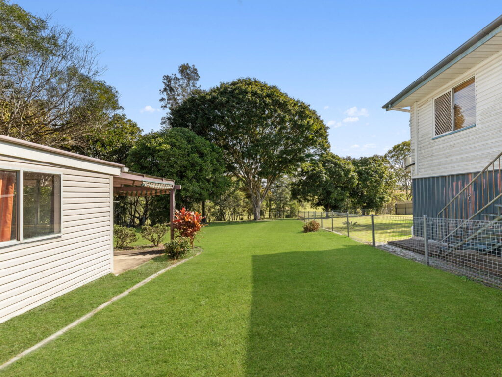 28 Tarcoola Street, East Ipswich, QLD 4305