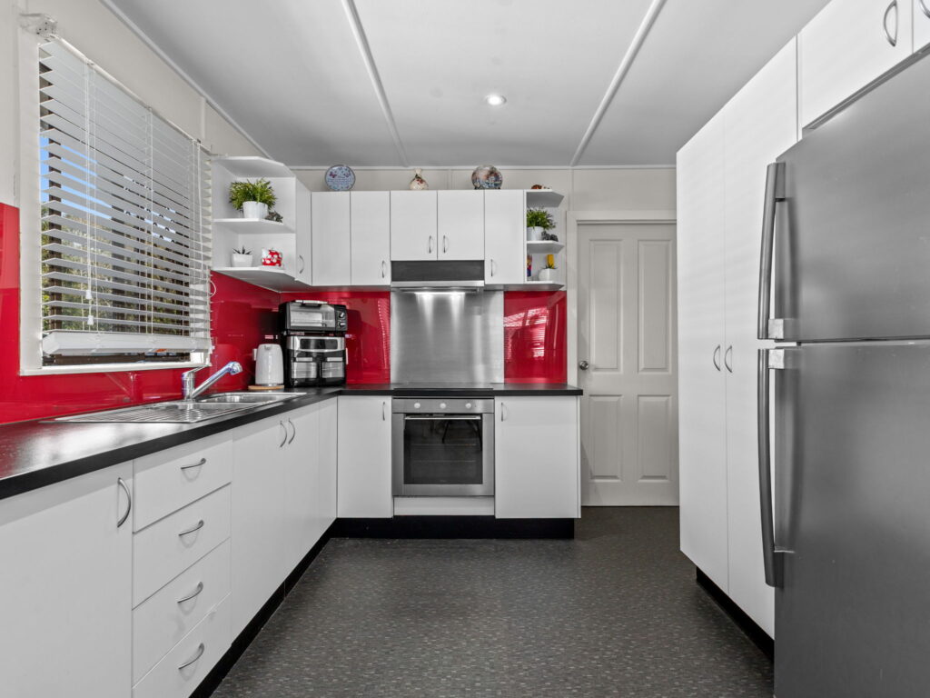 28 Tarcoola Street, East Ipswich, QLD 4305