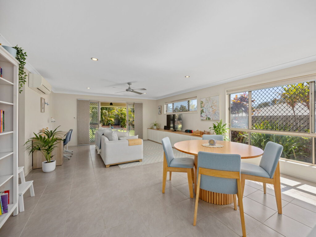 7 Glasswing Street, Deebing Heights, QLD 4306