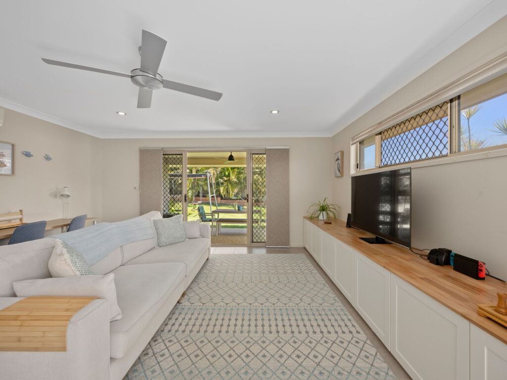7 Glasswing Street, Deebing Heights, QLD 4306