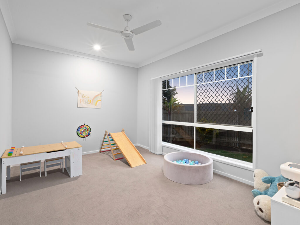 31 Aurora Street, Spring Mountain, QLD 4300