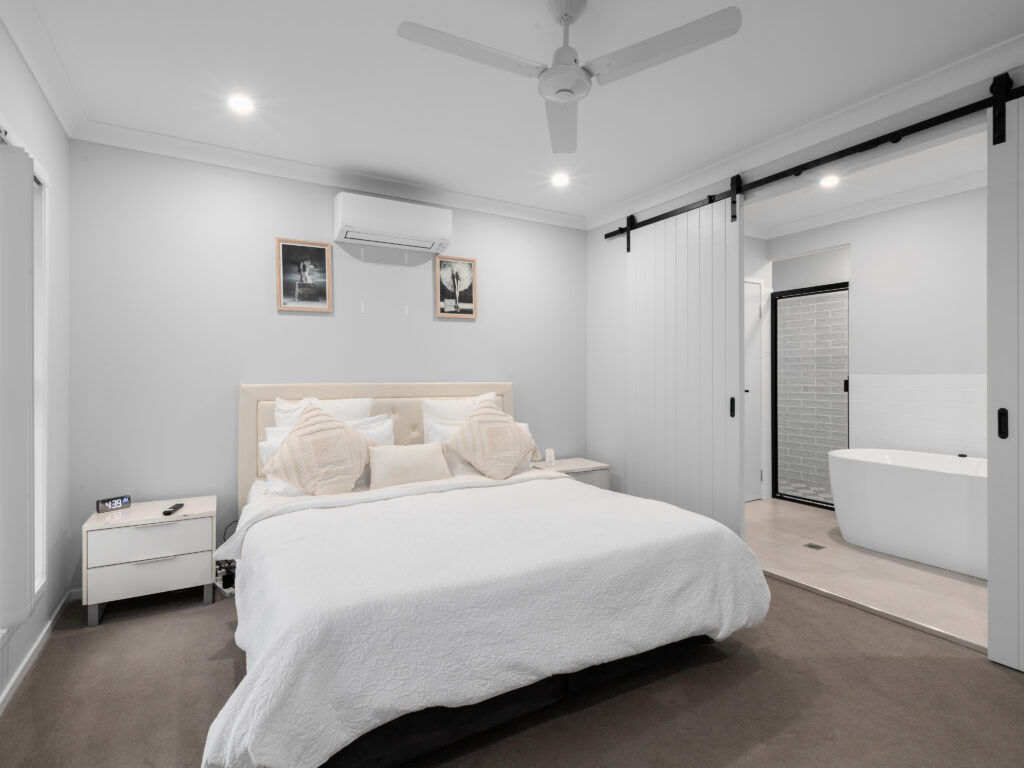 31 Aurora Street, Spring Mountain, QLD 4300
