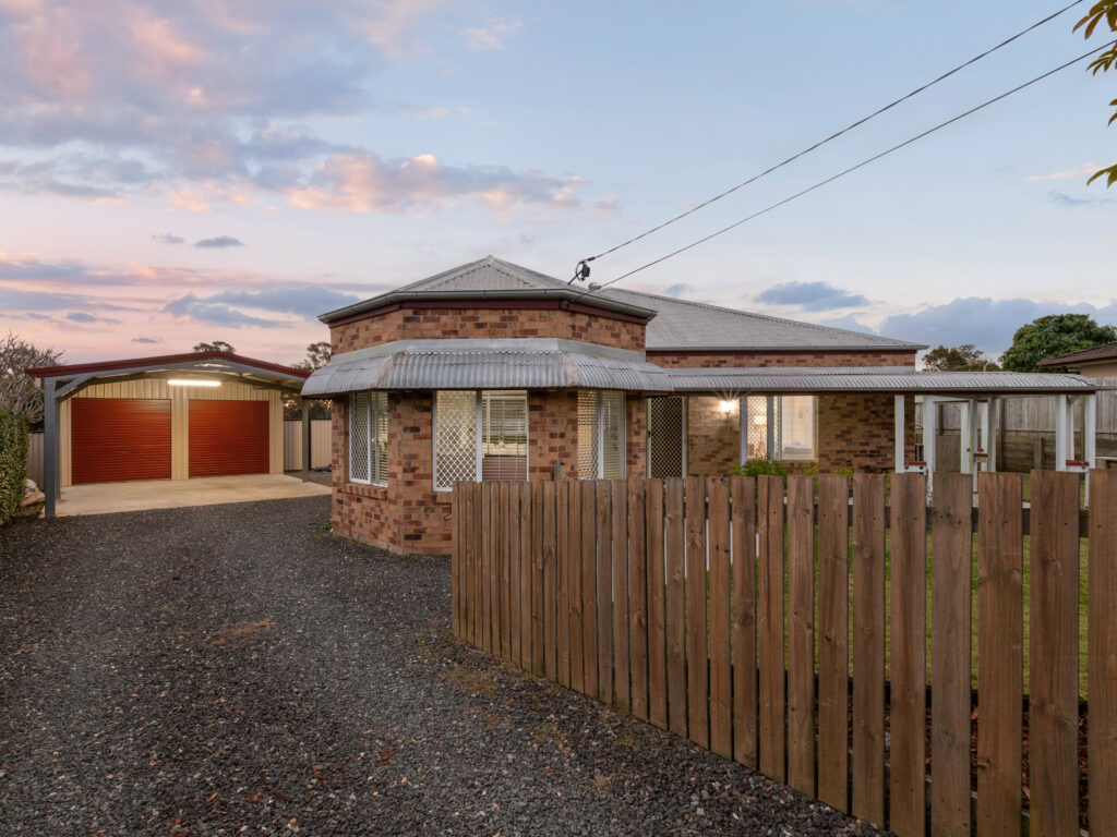 18 Carissa Court, Camira, QLD 4300