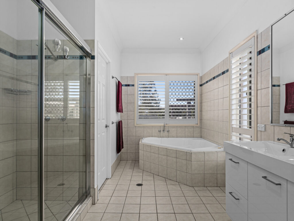 31 Diamantina Circle, Karalee, QLD 4306