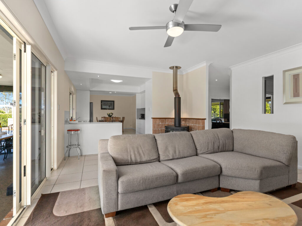 31 Diamantina Circle, Karalee, QLD 4306